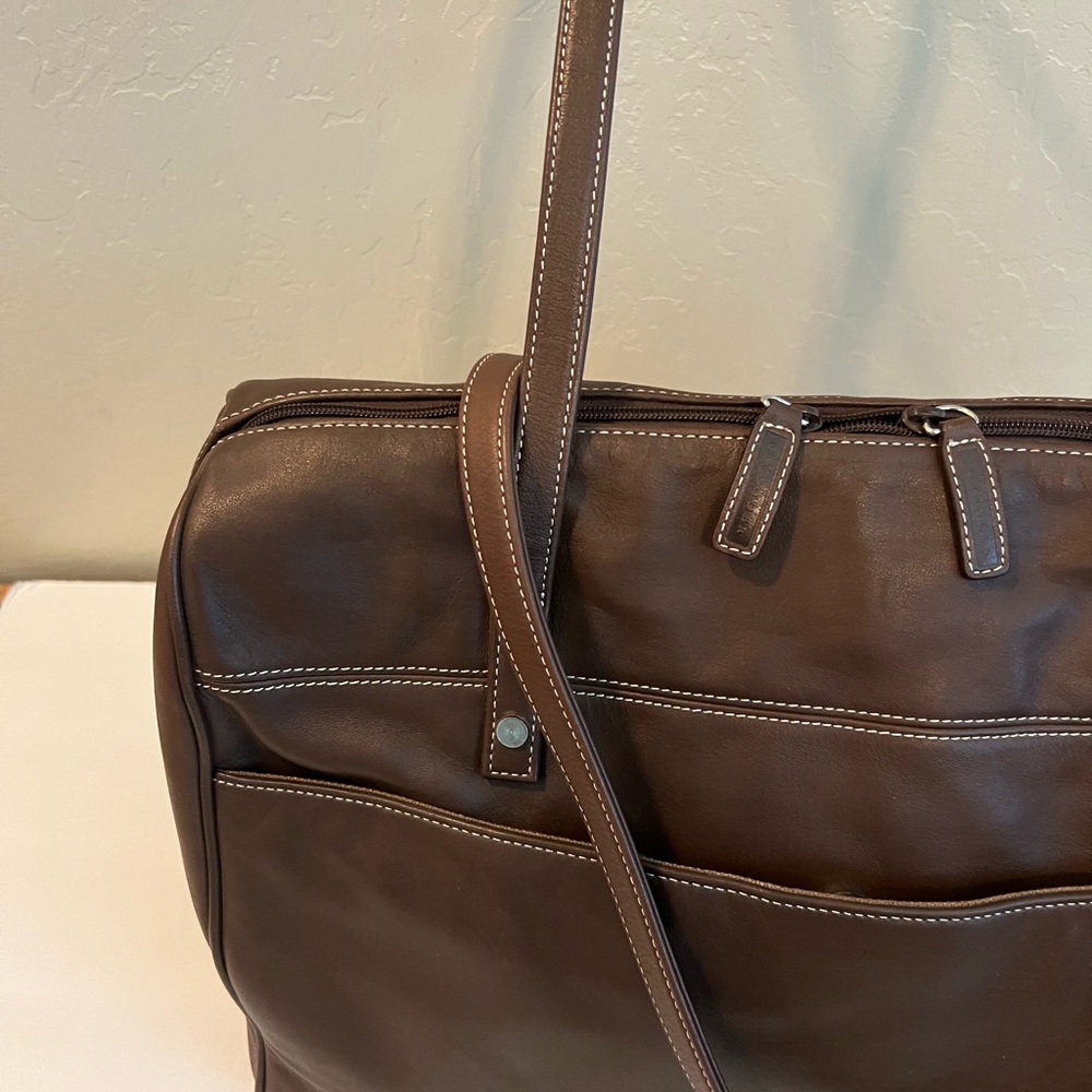 Levenger Dark Brown Leather Duffel Bag - Picture 3 of 15